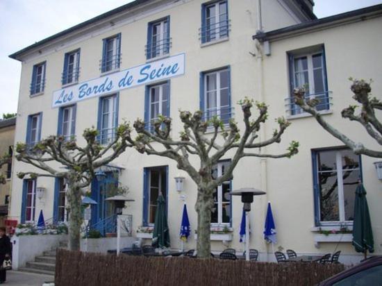 Logis Hotel & Restaurant - Les Bords De Seine La Roche-Guyon Εξωτερικό φωτογραφία